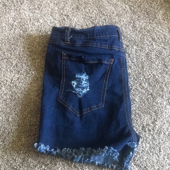 Shorts - Picture 2 of 2